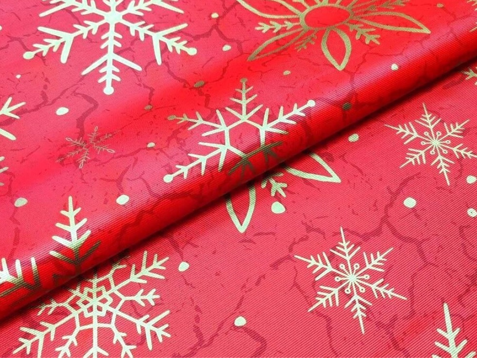 Клеёнка на тканевой основе "Print" "Снежинки золотые" красный фон шир.1,37м GW-21771 "Great Way" *20