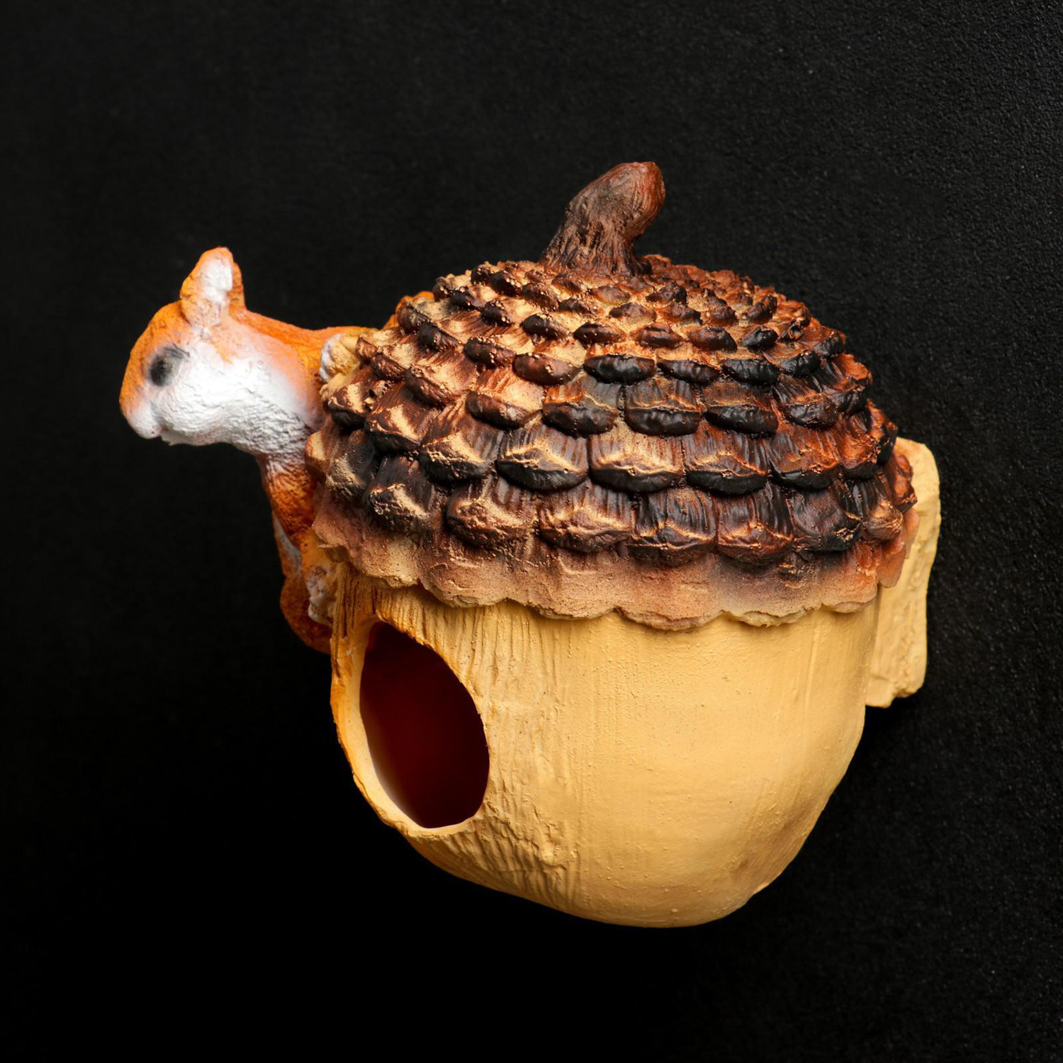 Подвесной декор "Орех-кормушка с белкой" 18х16см   3622958