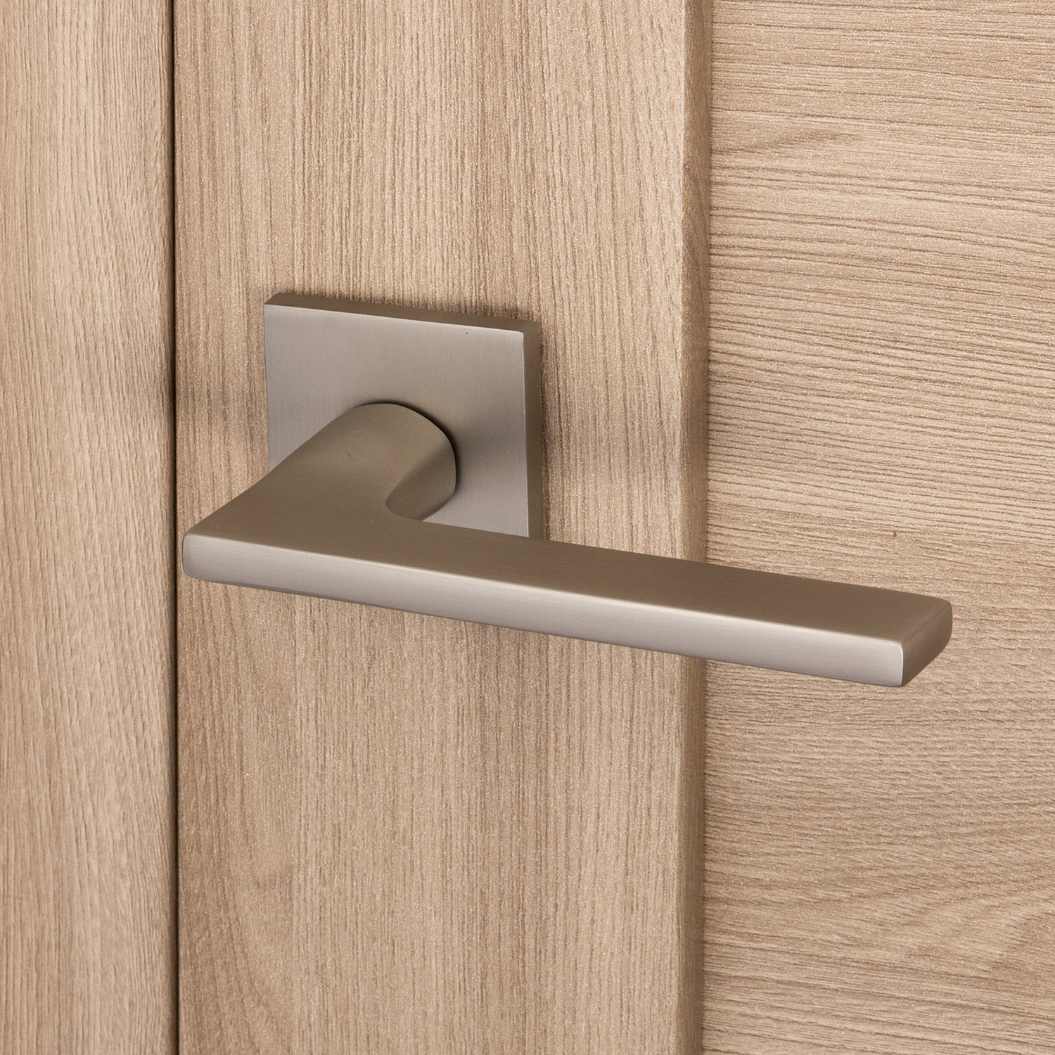 Ручка раздельная НИКЕЛЬ суперматовый H-30121-А-NISM Slim Code Deco *1/18