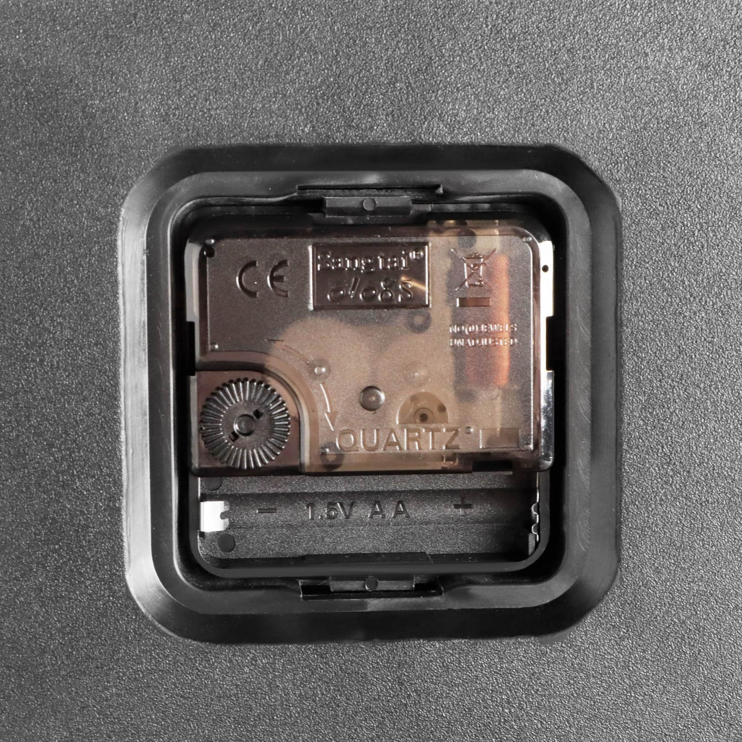 Часы настенные, серия: Классика, плавный ход, d-30 см, флуоресцентные, АА 9541317 Часы настенные, серия: Классика, плавный ход, d-30 см, флуоресцентные, АА 9541317