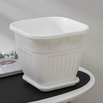 Кашпо пластм. "Лозанна" 5,0л Квадр. 220х220мм h195мм с поддоном Белый М1618 *1/20