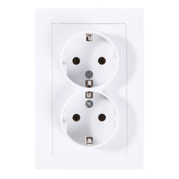 Розетка Бриллиант СП 2-мест. белая сз 16А IP20 UNIVersal 7947533